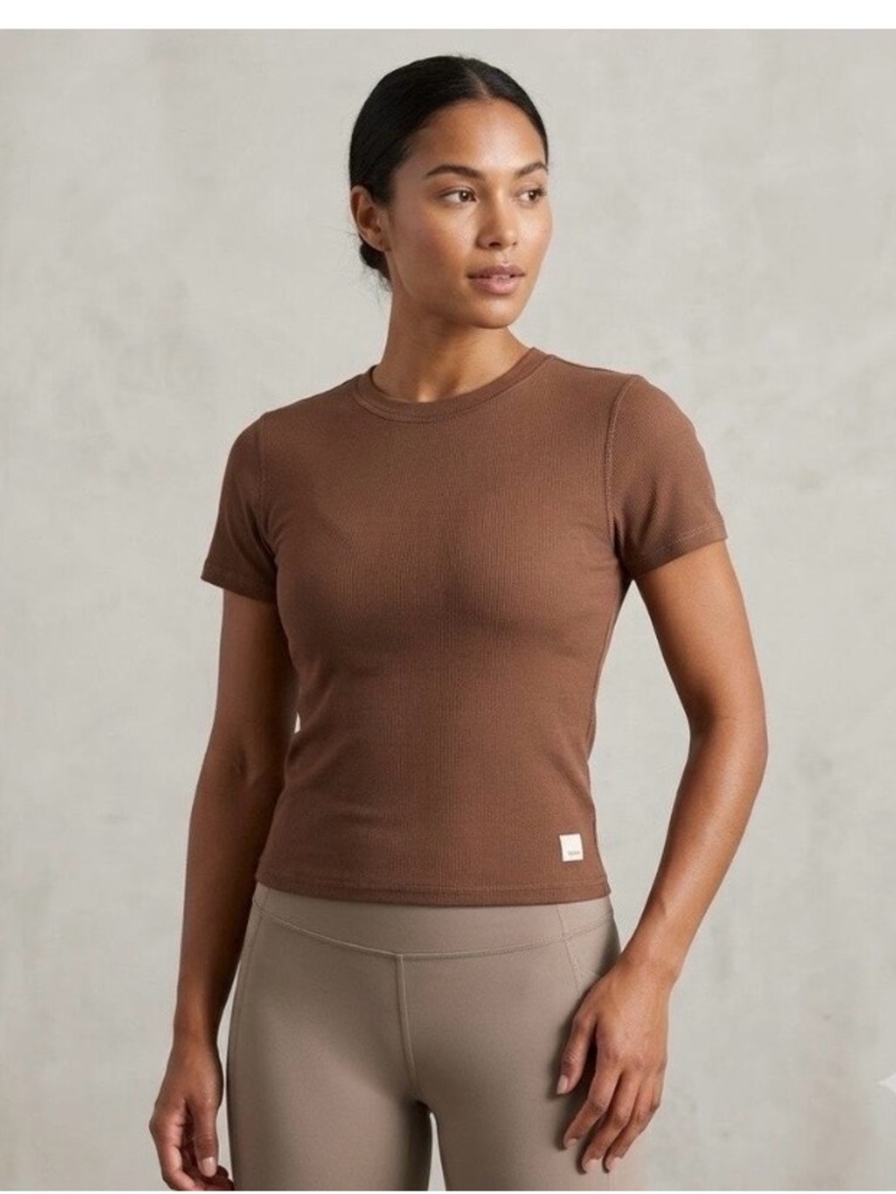 Vuori Pose Fitted Ribbed Short Sleeve T-Shirt
Brown XS, VW169